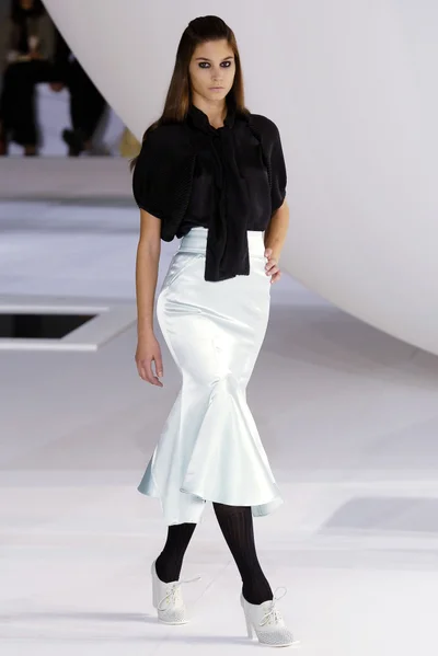 Look 5